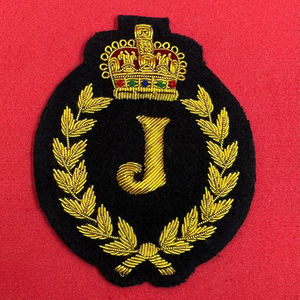 Badge de blazer sur mesure, brodé à la main en fil d'or, avec alphabet, armoiries, fleurs en tissu toile, patch pour veste, logo pour polo et vêtements - Product Image 5