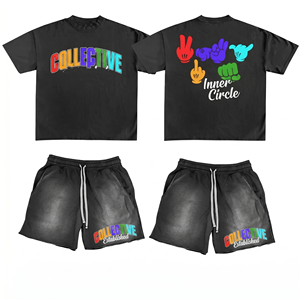 Conjunto de camiseta y pantalones cortos de algodón French Terry de 280 GSM, estilo streetwear, color negro con estampado de arcoíris en plastisol, personalizado con la marca, para hombre. - Product Image 1