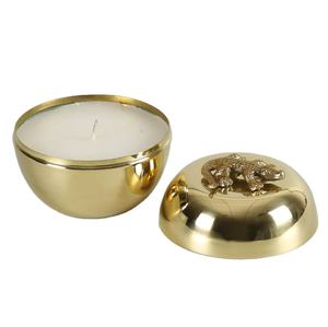 Bougie parfumée en métal plaqué or Récipient à bougie sans fumée à la cire de soja de qualité supérieure Aromathérapie Bougie artisanale avec couvercle - Product Image 1