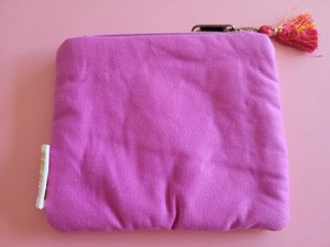 กระเป๋าใส่เหรียญลูกปัดทำมือสีสันตามสั่ง TIMELESS CRAFT สำหรับผู้หญิง - ดีไซน์ทันสมัยจากอุตรพัฒนาการ - Product Image 4