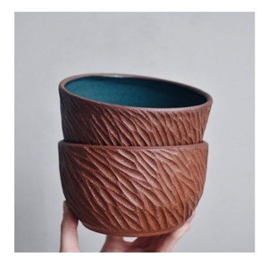 Ensemble de 2 bols en céramique sculptés à la main, bols à céréales rustiques en terre cuite avec intérieur bleu turquoise brillant - Product Image 2