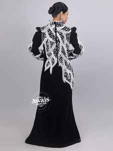 Robe Abaya importée en velours, ornée de perles et de cristaux, unie, longue jusqu'au sol, à manches longues, modeste, simple, silhouette trapèze, avec soutien-gorge intégré - Product Image 6