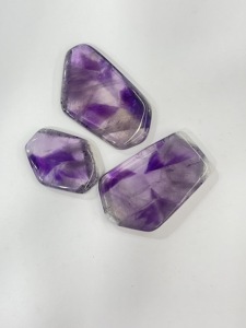 Lote de 10 Piezas de Amatista Natural Trapiche Star en Forma de Cabujón, 139g, Proveedor Mayorista de Gemas Sueltas para Compradores de China - Product Image 4