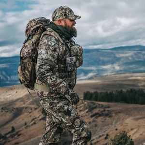 Veste de chasse imperméable et respirante personnalisée avec logo, 100 % polyester, fermeture éclair, chauffe-mains intégrés, poignets et ourlet élastiques, collection 2026 (vente en gros) - Product Image 6