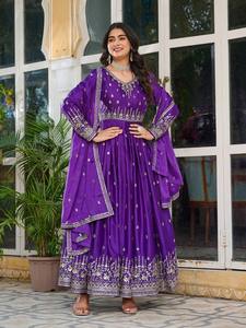 Nouvelle Tendance : Ensemble de Soirée Designer en Soie Américaine Lourde avec Broderie de Paillettes, Pantalon et Dupatta – Longueur Cheville, Infroissable - Product Image 3