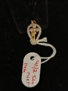 Colgante de Lágrima de Oro de 14K de Lujo con Brillantes Piedras de Circonia Cúbica, Joyería Elegante para Bodas y Fiestas para Mujer - Product Image 4