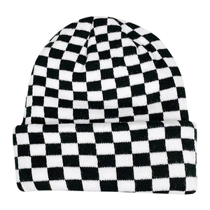 Gorros de Punto Unisex de Alta Calidad para Invierno, Cómodos, 100% Acrílicos, Ajustables, para Uso en Exteriores - Product Image 1