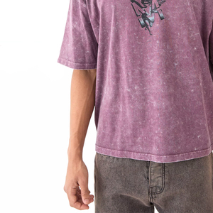 เสื้อยืดโอเวอร์ไซส์ผู้ชายคุณภาพสูงแบบเรียบ ล้างสีแบบแอซิดวอช สกรีนลายวินเทจ ทำสีซีดแบบแอซิดวอช - Product Image 4