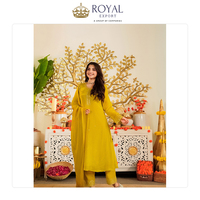 Vente en gros de vêtements traditionnels et ethniques de haute qualité, collection de kurtis et de pantalons en viscose satinée avec broderies
