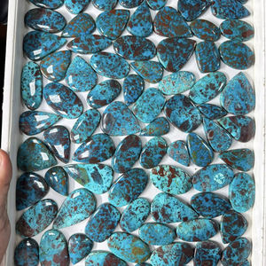 ขายส่งคริสโซคอลล่าแบบกำหนดเองได้ ราคาดีที่สุด หินคาโบชองธรรมชาติสีเขียวรูปไข่ทรงแฟนซี - Product Image 1