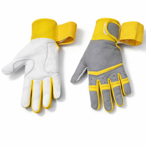 Guantes de Bateo de Béisbol de Cuero Personalizados OEM de Nayab Industries, Cierre de Velcro, Diseño Ambidiestro, Agarre Mejorado en la Palma, Forro Suave - Product Image 6