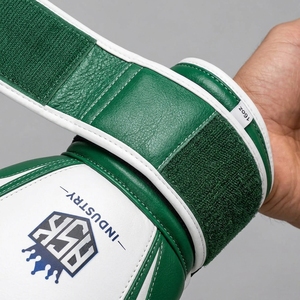 Guantes de boxeo que ofrecen protección confiable para las manos, ajuste cómodo, costuras duraderas y cierre seguro para la muñeca, ideales para el gimnasio y el boxeo. - Product Image 6