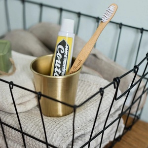 Vaso de Latón para Bebidas con Acabado Liso para Servir Agua, Té y Café en el Hogar, Restaurantes, Hoteles y Cafeterías - Product Image 4