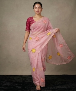 Sari indio de organza suave con trabajo de espejo para festivales - Product Image 5