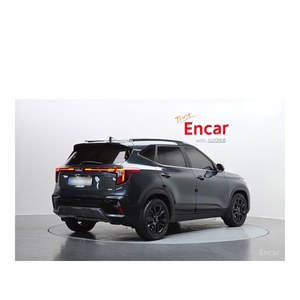 Kia Seltos 2023, 1.6 Turbo, 4WD, Gasolina, Euro V, Transmisión Automática, Asientos de Cuero, Cámara Trasera, 24,850 km - Product Image 2