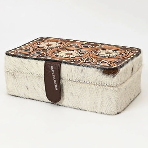 Portefeuille-pochette en cuir pour femme avec rabat floral gravé, texture en cuir de vachette, idéal pour les voyages et les événements festifs - Product Image 2