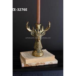 Bougeoir de Noël en fer rustique contemporain fait à la main pour la décoration de la maison de style ferme et les espaces de vie intérieurs - Product Image 4