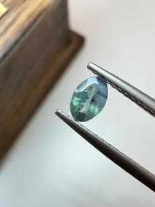 Pierre précieuse naturelle Alexandrite, taille ovale, bleu-vert changeant de couleur, rare, pierre brute pour collectionneur, bijou - Product Image 6