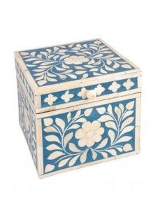 Caja de Joyería de Madera Maciza Azul y Blanca SOFIYA CRAFT con Cierre de Llave, Diseño Rectangular Moderno para Almacenamiento en el Hogar - Product Image 4
