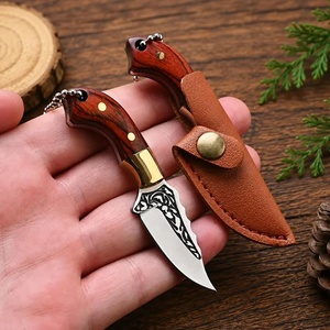 Cuchillo de Caza Mini Hecho a Mano con Hoja Grabada, Diseño de Mango de Madera, Funda de Cuero, Cuchillos Plegables de Supervivencia Utilitarios - Product Image 6