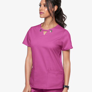 Haut de blouse médicale tricoté respirant, coupe ajustée, manches courtes, multi-poches, design uni, unisexe, mode 2026, personnalisé OEM - Product Image 5