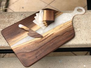 Planche à découper en bois époxy à finition lisse pour cuisine, planche en bois époxy rustique pour style de cuisine de ferme - Product Image 2