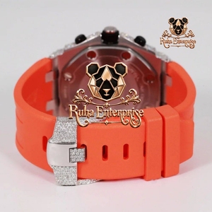 Montre-bracelet élégante avec bracelet en caoutchouc profilé, détails de lunette scintillants et cadre de cadran superposé - Product Image 2