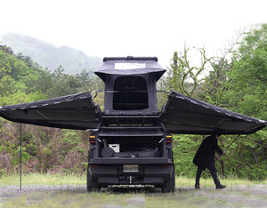 กันสาด TRAP OVERLAND 180 ขนาด 2.5 เมตร กันสาดข้างรถสำหรับการเดินทางแบบ Overlanding ทดสอบการกันลม กันสาดสำหรับรถออฟโรด กันสาดแบบตั้งพื้นได้เอง สำหรับรถขับเคลื่อน 4 ล้อ รุ่น Heavy Duty - Product Image 1