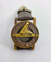 Boussole solaire antique en laiton, montre-bracelet artisanale, style nautique steampunk, boussole fonctionnelle avec bracelet en cuir pour l'extérieur