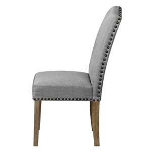 Chaise de salle à manger rembourrée de style minimaliste et transitoire avec garniture cloutée, en lin beige et pieds en bois - Product Image 5