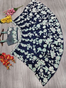 Lehenga indien de luxe en georgette, modèle Bollywood, idéal pour les fêtes et mariages, le plus vendu, tendance, pour femmes, tenue de cérémonie. - Product Image 4