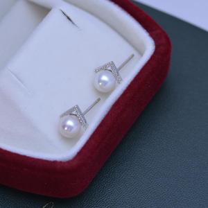 Zhuji Danshui Edison 10-11mm White Round S925 <b>Silver</b> <b>Stud</b> <b>Earrings</b> Strong Light Pearl Fashionable Wholesale - Product Image 4