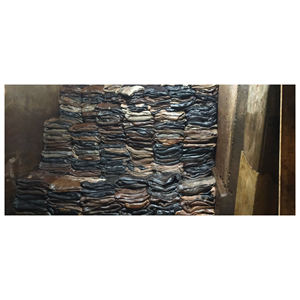 Peaux de vache salées séchées en vrac directement de l'abattoir pour les usines de tannerie - Product Image 3