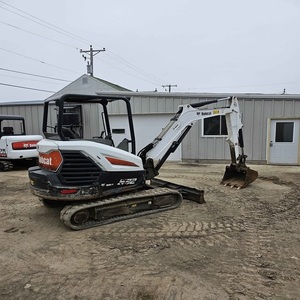 รถขุดขนาดเล็กคุณภาพสูง Bobcat E32 พร้อมเครื่องยนต์ประสิทธิภาพสูงและสมรรถนะที่เชื่อถือได้ - Product Image 2