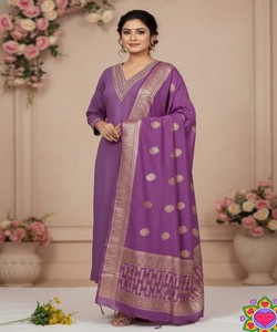 Conjunto de Kurti, Pantalón y Dupatta de Algodón con Bordado y Textura, Ropa Étnica Festiva, Precio al por Mayor, Multicolor - Product Image 3