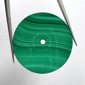 Cadran de montre en malachite naturelle fourni par le fabricant, plaque de cadran personnalisée en pierres précieuses, épaisseur 31,50 mm pour les marques de montres de luxe - Product Image 6
