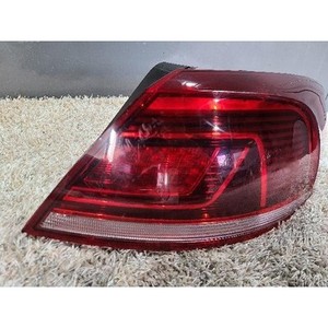 Luz Trasera Derecha Usada CC 3C8945208M - Product Image 2