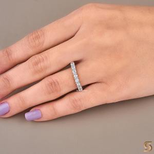 Bague demi-éternité en diamant de laboratoire 0,90 CT |   Bague de mariage en argent sterling 925 et or |   Bague d'anniversaire avec diamant taille ronde - Product Image 1