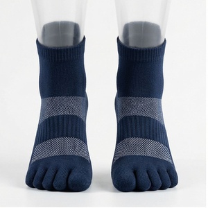 Chaussettes de sport pour hommes à 5 doigts, en coton et élasthanne tricoté, respirantes, couleur unie, style été - Product Image 1