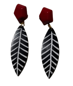 Pendientes Colgantes de Cuerno de Búfalo Natural Chapados en Oro Hechos a Mano de Alta Calidad para Mujer, Accesorio de Moda de Tendencia, Gran Venta - Product Image 1