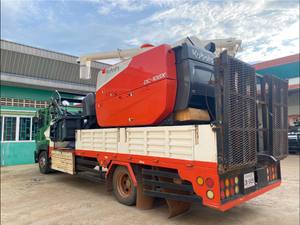 Kubota DC108X 108HP Combine <b>Harvester</b> Gear Drive Diesel Engine High Efficiency Rice Grain <b>Harvesting</b> Agricultural Machine - Product Image 4