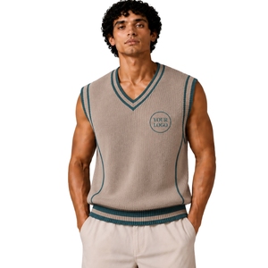 Gilet pull sans manches en tricot pour homme, col en V, couleur beige sable avec contraste bleu sarcelle, personnalisable avec logo, en laine et acrylique, vente en gros OEM - Product Image 1