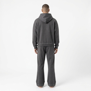 Ensemble de survêtement gris oversize pour homme avec pantalon large et logo en strass – Style décontracté streetwear et sportswear - Product Image 2