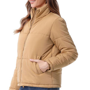 Chaqueta Acolchada para Mujer, Cuello Alto, Color Camel, Casual, para Invierno, Exterior de Poliéster, Cierre de Cremallera, Corte Regular - Product Image 5
