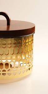 Plat de service de luxe doré à découpes géométriques, chauffe-plat rond en acier inoxydable avec couvercle en bois de noyer pour le Ramadan, les buffets d'hôtel et les services de restauration - Product Image 5