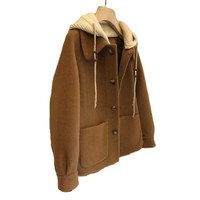 Manteau court à capuche en polyester épais pour femme, nouveau style automne-hiver 2025, avec broderie de logo personnalisée OEM, pour petites tailles et grandes tailles