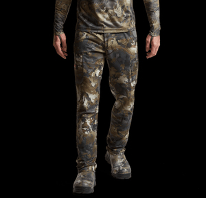 กางเกงล่าสัตว์สีเขียวสำหรับผู้ชาย ดีไซน์ OEM ผ้า softshell กันน้ำ ระบายอากาศได้ดี มีกระเป๋าหลายช่อง รองรับลายพราง - Product Image 3