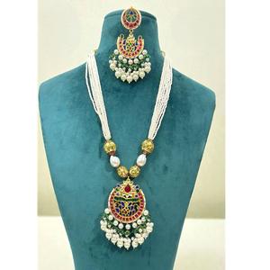 Ensemble collier et boucles d'oreilles élégants en laiton plaqué or de haute qualité avec moissanite pour femme, idéal pour fiançailles, mariage ou comme cadeau de fête - Product Image 1