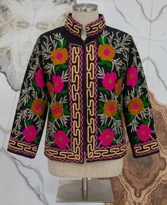 Chaqueta de Algodón con Bordado Suzani, Ropa de Moda Femenina Hecha a Mano, Proveedor y Fabricante Mayorista de la India - Product Image 3