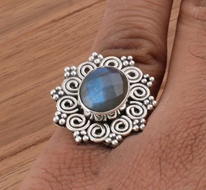 Vintage Boho Classic Bezel Setting <b>Labradorite</b> <b>Ring</b> Handmade 925 Sterling Silver Natural Gemstone Women's Wedding Anniversary - Product Image 5